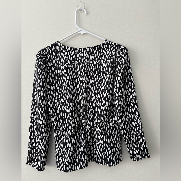 J.CREW Women's Printed Satin Crepe Peplum Top Blouse Black White Size 00 - Picture 6 of 10